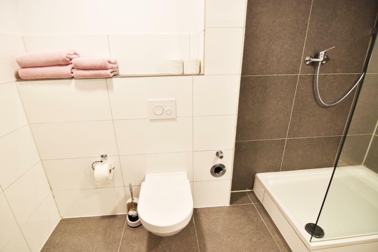 Dorya Am Ring Apartment Cologne Exterior photo